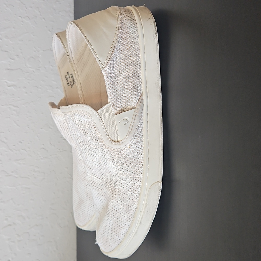 Olukai Pehuea Off White Slip- In Shoes, Size 7